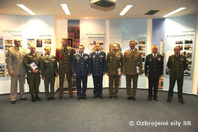 Náčelník GŠ Vojtek prijal veliteľov posádok stredoeurópskeho regiónu