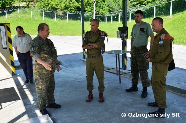 Izraelskí špecialisti RCHBO v Čereňanoch