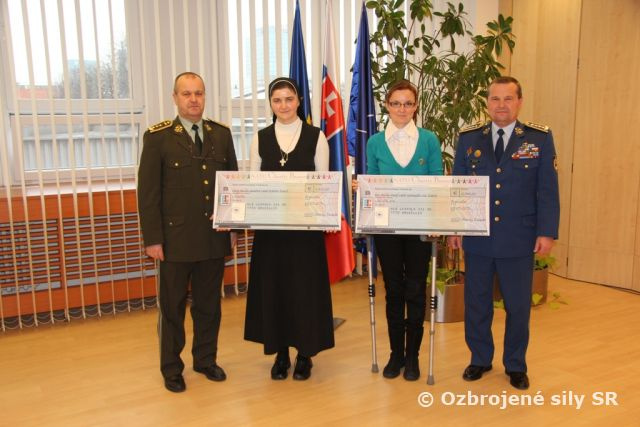 Finančná podpora NATO pre ľudí v núdzi