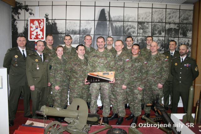 Slávnostné vyradenie absolventov Štábneho poddôstojníckeho kurzu