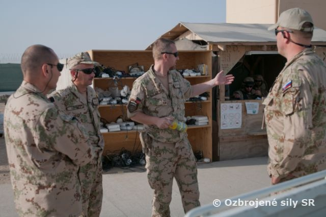 Pracovná návšteva z veliteľstva ISAF