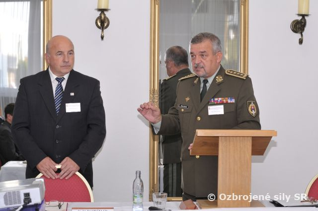 Generál Maxim otvoril medzinárodnú konferenciu „Národná a medzinárodná bezpečnosť 2016“