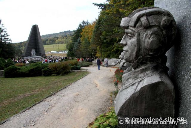 67. výročie Karpatsko-duklianskej operácie