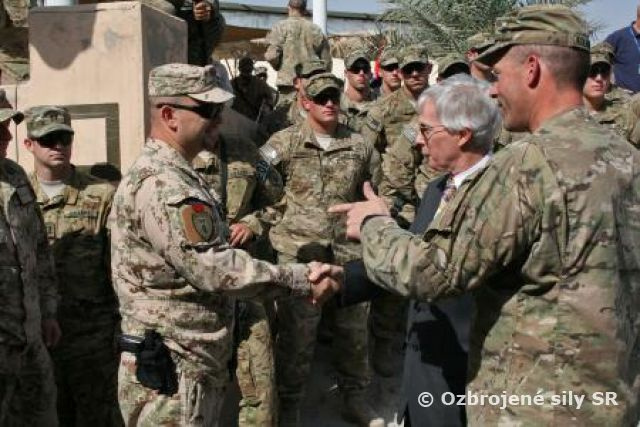 Americký veľvyslanec poďakoval slovenskému tímu EOD