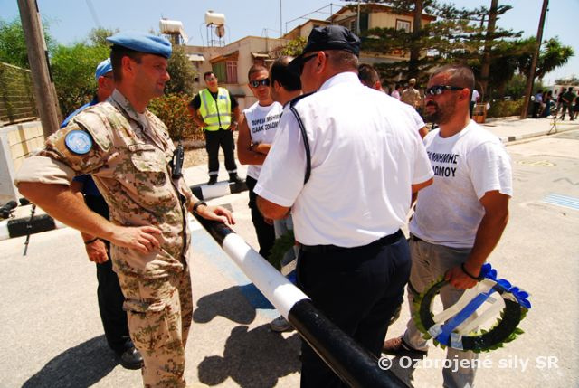 Modré barety mali víkendové demonštrácie na Cypre pod kontrolou
