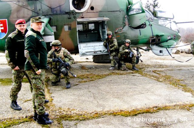 Žilinčania cvičia boj v meste pred nasadením do Afganistanu