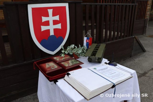 Nástup 7. výcvikového pluku v Martine