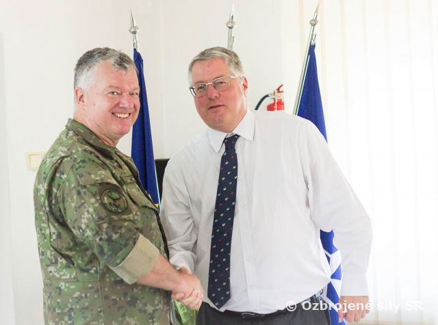 Príslušníci 81. krídla Sliač privítali vzácnu návštevu zo Spojeného kráľovstva Veľkej Británie a Severného Írska 