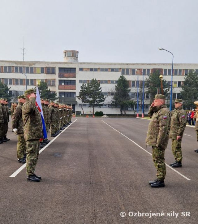 Slávnostný nástup Veliteľstva posádky Bratislava