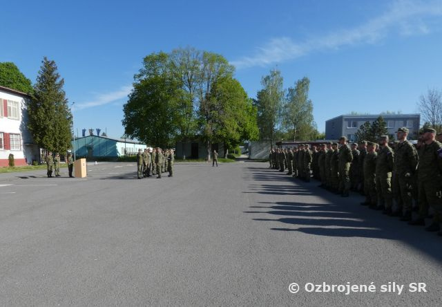 Slávnostný nástup ku „Dňu víťazstva nad fašizmom“