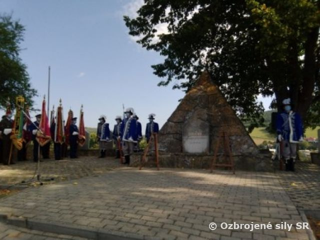 Spomienka na hurbanovské boje v Brezovej pod Bradlom