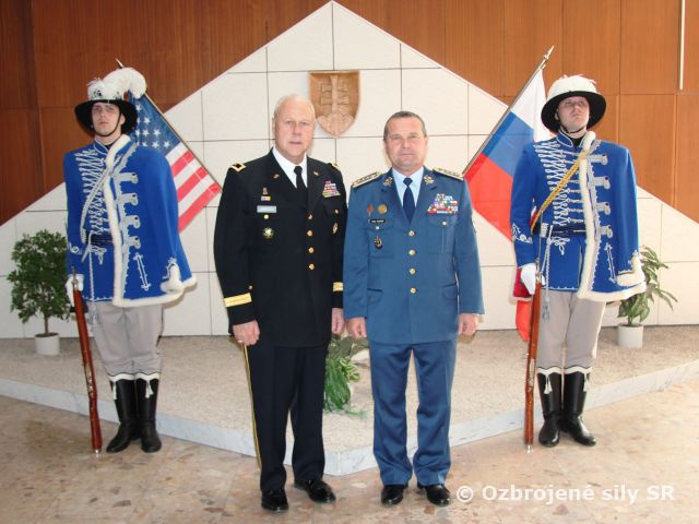 Generálporučík Vojtek: Úspešná spolupráca medzi OS SR a Národnou gardou štátu Indiana prebieha už dvadsať rokov