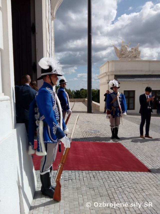 Čestná stráž privítala predsedu Národné zhromaždenia Kórejskej republiky