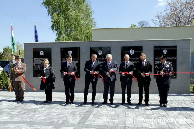 Slávnostne odhalenie pamätníka vojnových zajatcov I. svetovej vojny