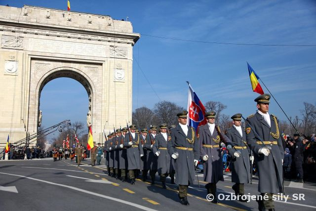 Príslušníci Čestnej stráže OS SR sa zúčastnili slávnostnej prehliadky v Rumunsku