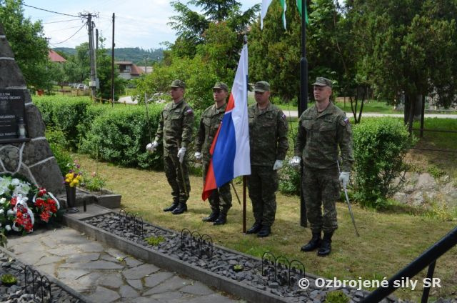 Čestná stráž OS SR putovala po stopách hrdinov SNP