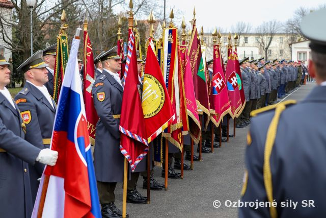 Príslušníci VePBA sa zúčastnili slávnostného zhromaždenia pri príležitosti 30. výročia vzniku SR