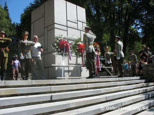 Pamiatka na tragické udalosti v obci Kalište
