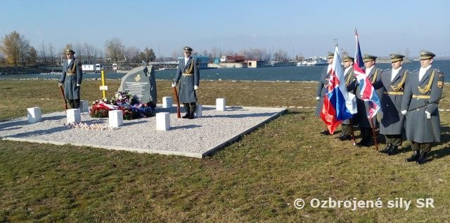 Deň národného smútku, padlých vojakov a vojnových obetí