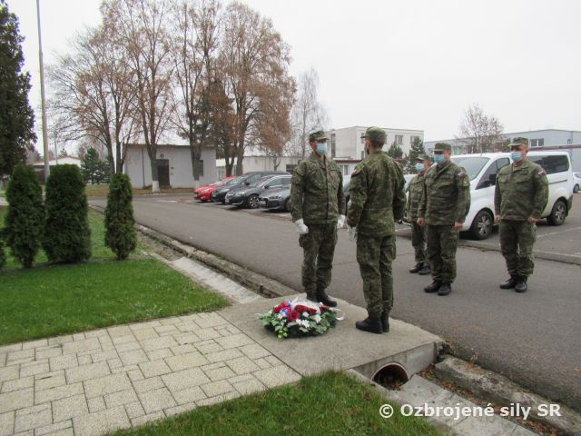 Na Sliači spomínali na generálmajora Otta Smika 