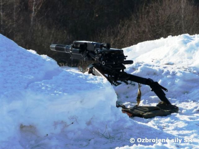 Streľby kurzu obslúh AGS-17 a 14,5 mm KPVT vo VPVO Lešť