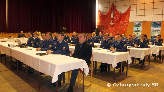 Veliteľské zhromaždenie veliteľa Taktického krídla Sliač