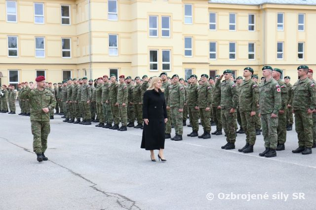Prezidentka SR Zuzana Čaputová navštívila 65. prieskumný prápor Prešov