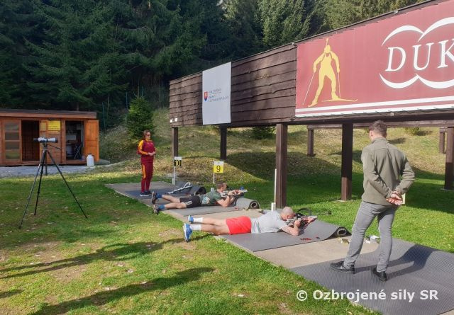 Úspešná spolupráca 65. prieskumného práporu v Prešove s Vojenským športovým centrom DUKLA v Banskej Bystrici pokračuje aj naďalej. 