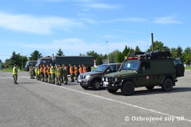 Nácvik pozemnej pátracej a záchrannej služby vrtuľníkového krídla