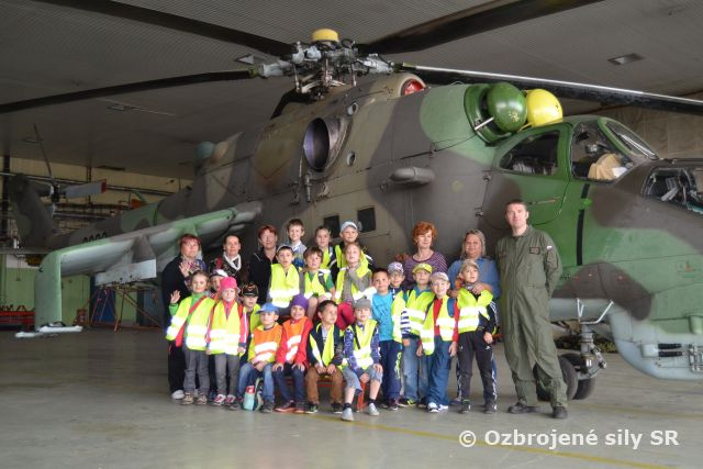 Vrtuľnikári regrutujú aj škôlkarov