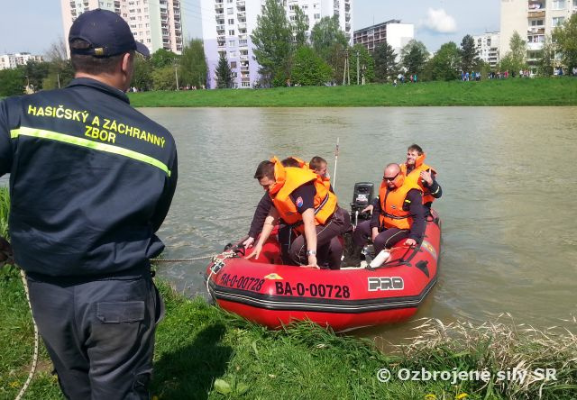 Hasiči z prešovského krídla nacvičovali zásah a záchranu života v prípade vzniku mimoriadnej udalosti