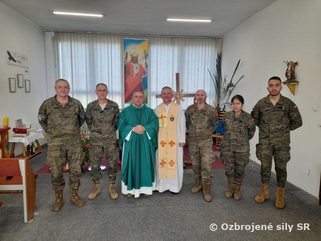 Slovensko-Španielska spolupráca duchovnej služby vo vojenskej farnosti Kuchyňa