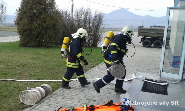 Námetové cvičenie vojenskej hasičskej jednotky