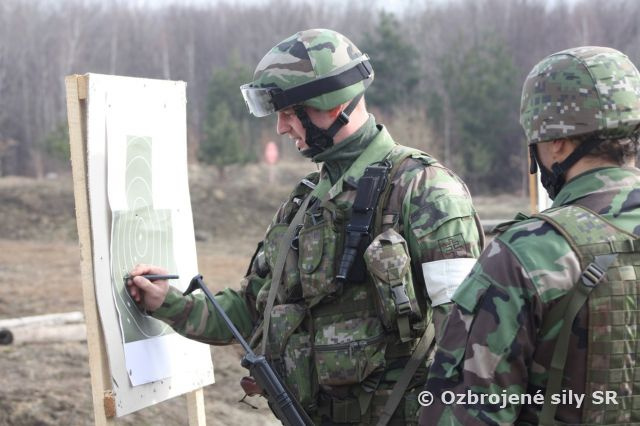 Cvičí aj veliteľstvo a štáb práporu