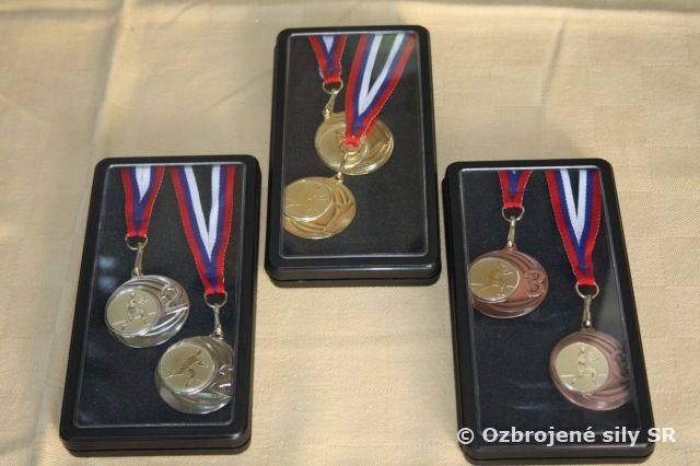 Tenisový turnaj veliteľa 22.mpr a Zväzu vojakov SR - klub Michalovce