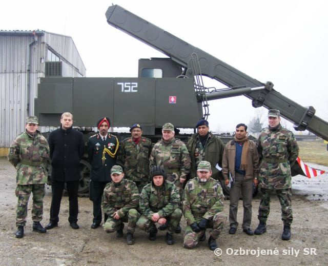 Návšteva delegácie OS Indickej republiky v Seredi.