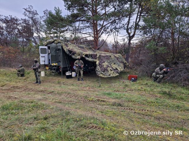 Poľný výcvik jednotiek 14. práporu logistiky