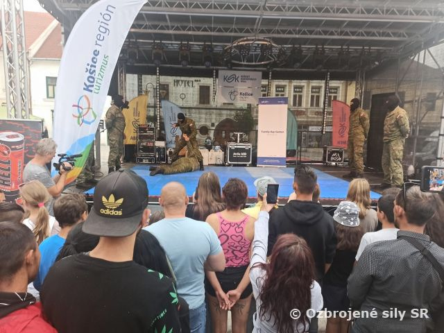 Prekážkový beh „THE RACE“ v Rožňave