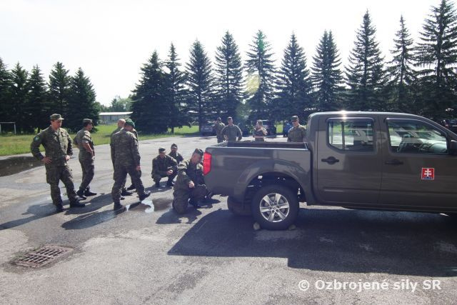 Príprava slovenského príspevku do stabilizačných aktivít EÚ na balkáne, výcvik do operácie EUFOR ALTHEA