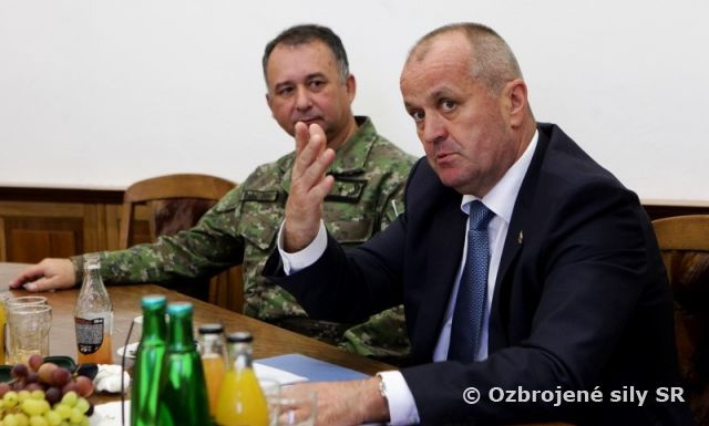 Minister obrany SR na pôde Jaselských kasární