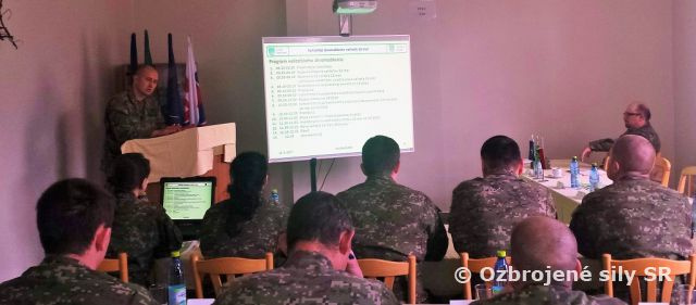 Vyhodnotenie výcvikového roka 2016 levického práporu