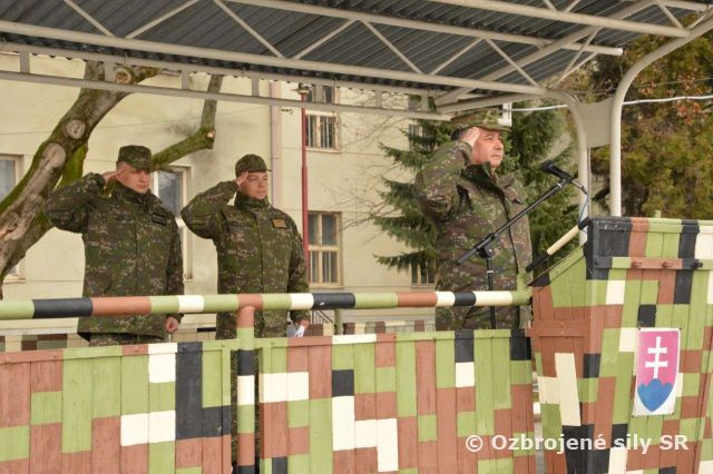 Prevzatie funkcie veliteľa 12.mechanizovaného práporu