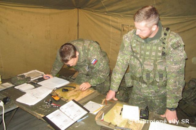 OCEĽOVÝ DÁŽĎ NA LEŠTI