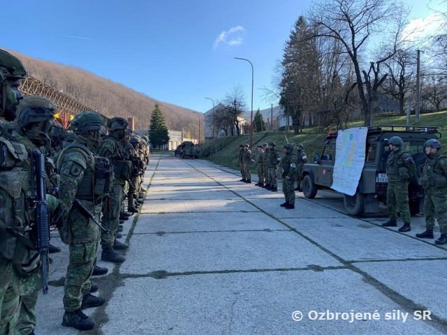 Intenzívny výcvik 11. mechanizovaného práporu 