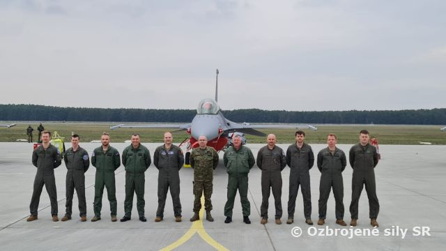 Letectvo na letisku v Kuchyni naberá na sile