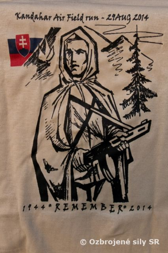 Kandaharská základňa ISAF oslávila štátne sviatky SR