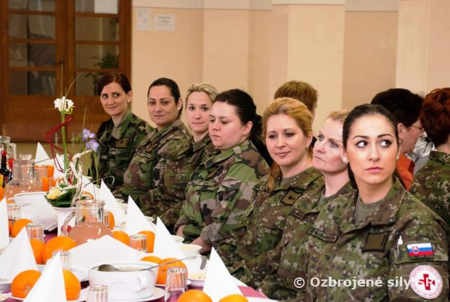 Úcta k ženám pri príležitosti ich sviatku