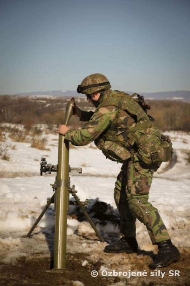 Príprava predsunutých pozorovateľov na Lešti