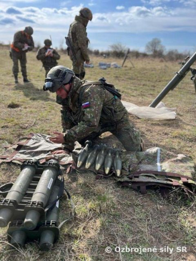 Bojové školské streľby roty palebnej podpory 13.mechanizovaného práporu