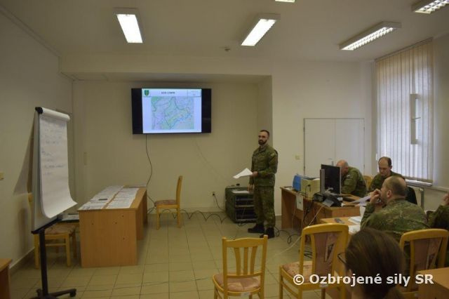 Samostatný  štábny nácvik 13.mechanizovaného práporu